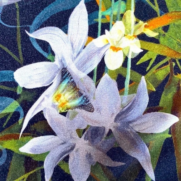 Ted Baker London gorgeous tropical print short sleeve top. Size 4
C - Picture 5 of 8